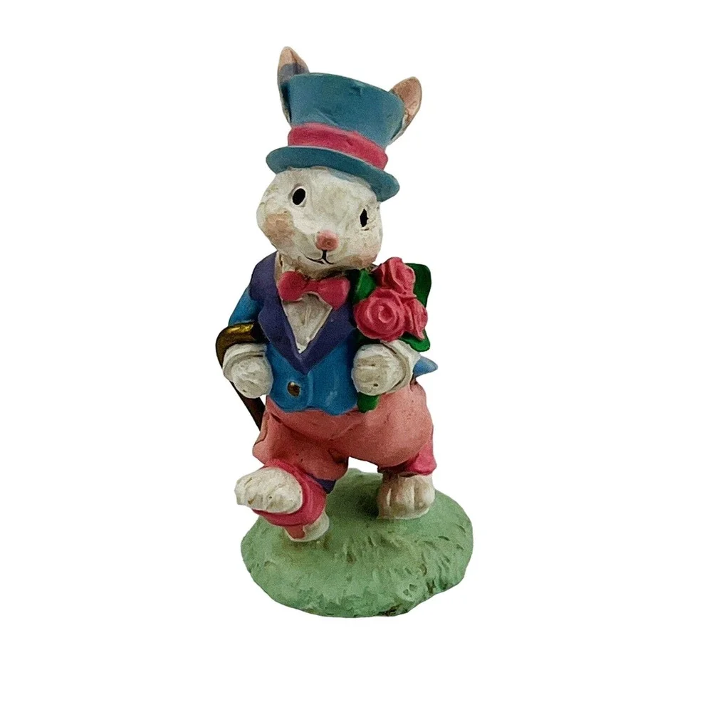Cottontail Lane‎ Courting Bunny Figurine Resin Blue Top Hat Cane Rose Bouquet